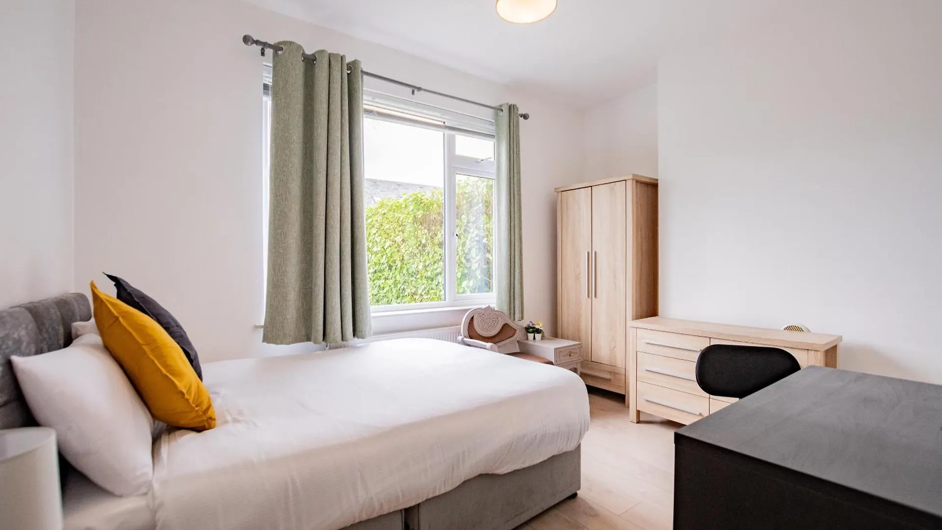 Large Modern House, Sleeps 17 With Parking Villa Galway 0*,  Ireland