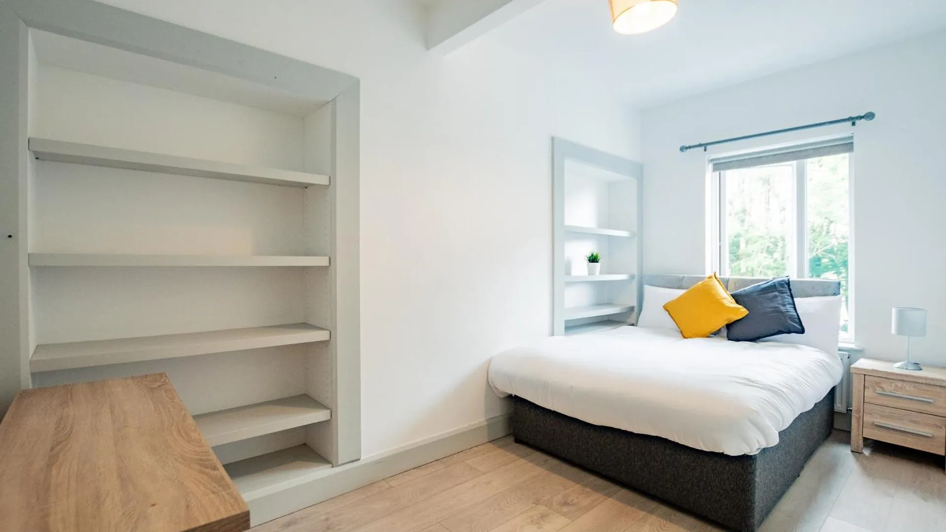 Villa Large Modern House, Sleeps 17 With Parking Galway Ferienhaus